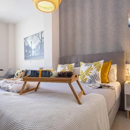 Apartment -malagasunapts-cool Center Pena 12