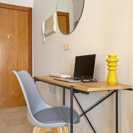 -malagasunapts-cool Center Pena 12 * Malaga